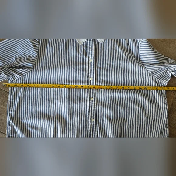 Doen X Gap Cotton Striped Blue Button Down Eyelet Lace Collar Shirt Size Medium - Picture 8 of 11